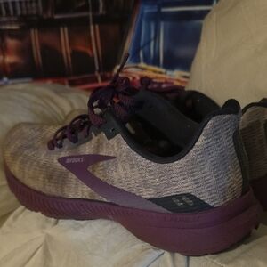 Brooks Women's Plum Athletic Shoes
